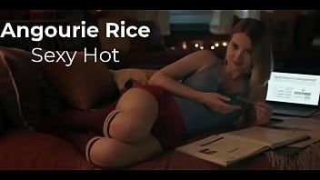 Riproduci Riso Angourie sexy hot (società d'onore)