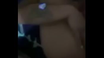 播放 兔子耳朵和漂亮的眼睛吸吮我的鸡巴