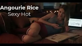 play Angourie rice sexy hot (société d'honneur)