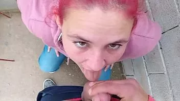 Putar Gadis Amerika berambut merah memberi saya pekerjaan pukulan yang kaya sampai saya cum di mulutnya - instagram fabian pintos97