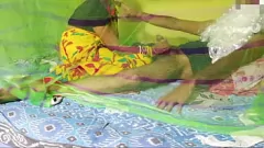 play متزوج حديثًا ، ديسي ، مشرب باهو مع ساسور وملكه ديك