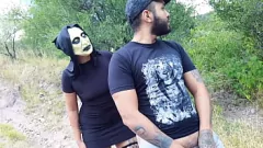 play खौफनाक Succubus आउटडोर मुठभेड़ में सार्वजनिक doggystyle creampie हो जाता है