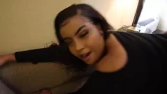 Oynat Egzotik Etiyopya KallyXo Sert Sert Eylemde Büyük Bir Siyah Yarak Sürmek