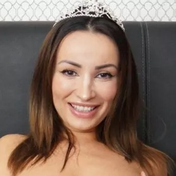 Bintang porno Alyssia Kent