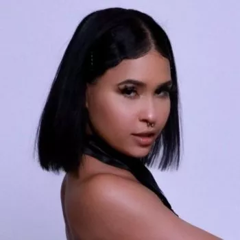 قناة Ryder Rey
